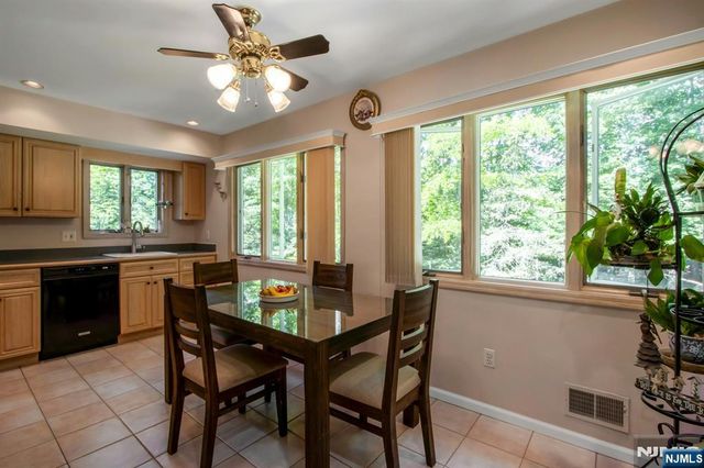 42 Lohs Place, Harrington Park, NJ 07640