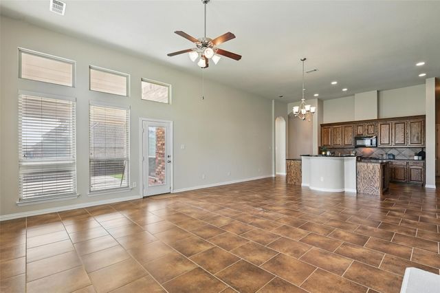 1108 Killian Drive, Mansfield, TX 76063