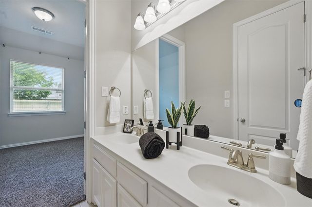 1108 Killian Drive, Mansfield, TX 76063