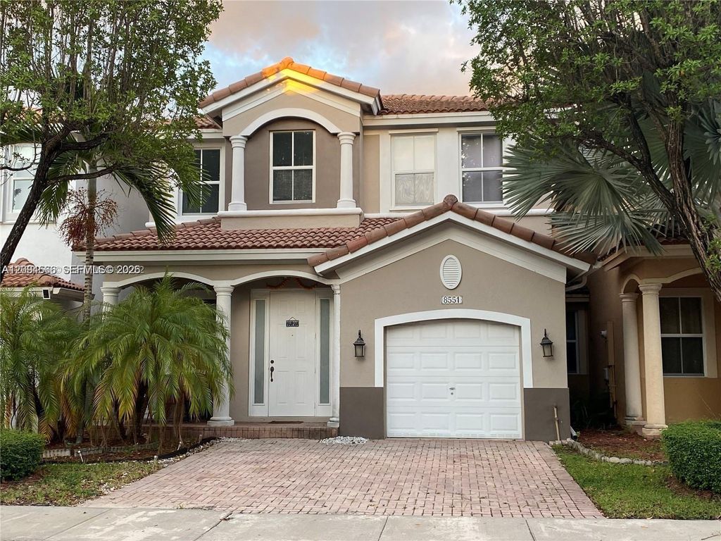 8551 NW 108th Court, Doral, FL 33178