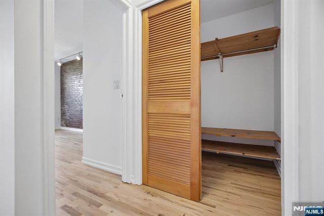 849 Boulevard 4D, Weehawken, NJ 07086