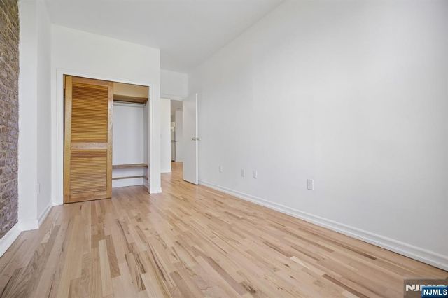 849 Boulevard 4D, Weehawken, NJ 07086