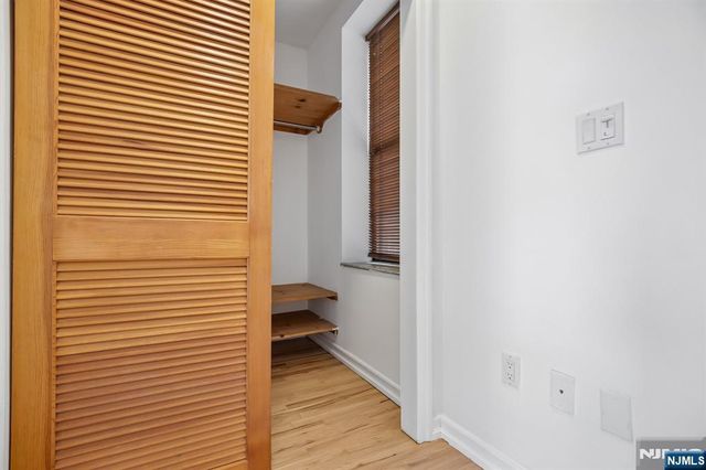 849 Boulevard 4D, Weehawken, NJ 07086