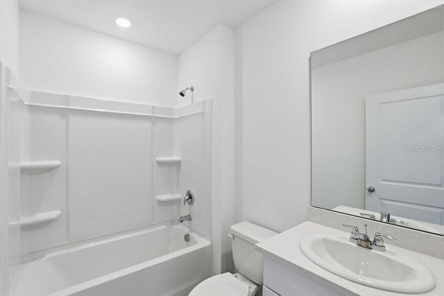 7484 SANDSTONE DRIVE, Groveland, FL 34736