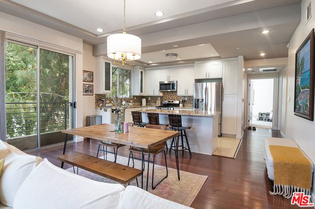 5601 W Olympic Boulevard 301, Los Angeles, CA 90036