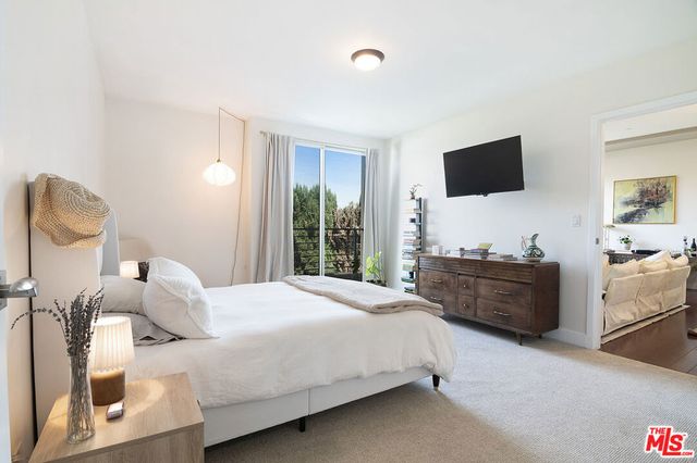 5601 W Olympic Boulevard 301, Los Angeles, CA 90036