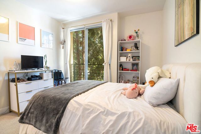 5601 W Olympic Boulevard 301, Los Angeles, CA 90036