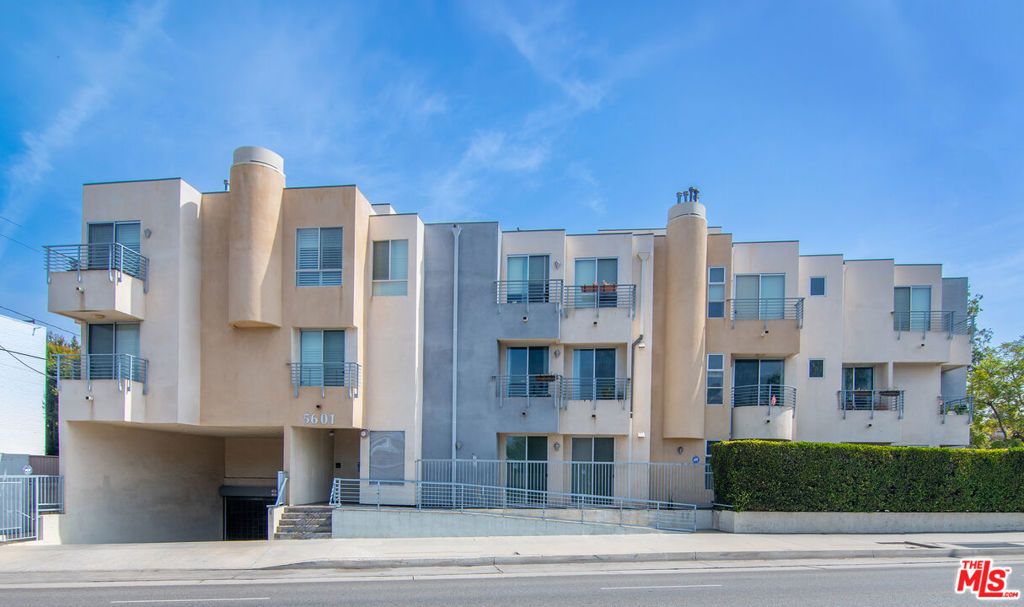 5601 W Olympic Boulevard 301, Los Angeles, CA 90036