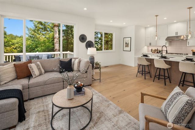 2508 Audubon Park Drive SE, Sammamish, WA 98075