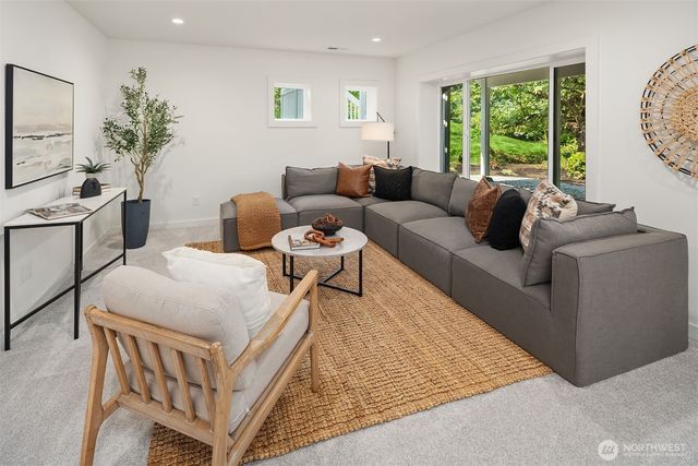 2508 Audubon Park Drive SE, Sammamish, WA 98075