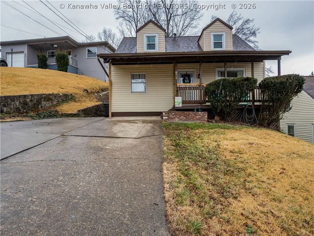 871 S Washington Street, St Albans, WV 25177