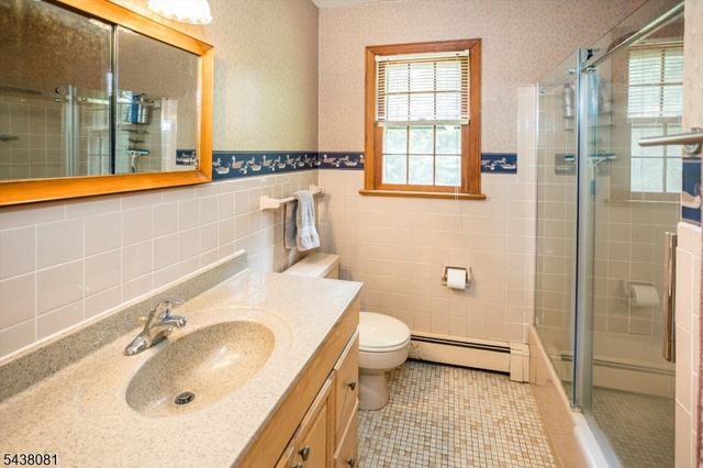 7 Catan Dr, Chester Twp., NJ 07836