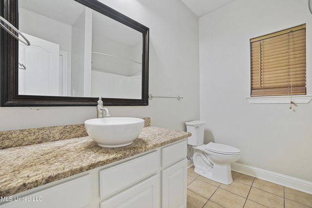 1817 Shelby Lane, Ocean Springs, MS 39564