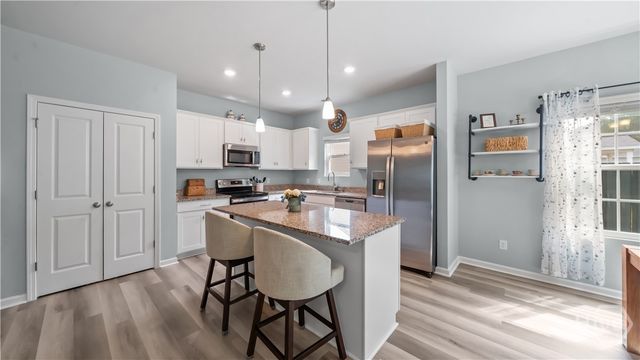 1431 Waybridge Way, Richmond Hill, GA 31324