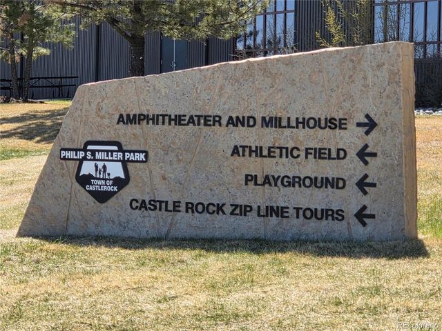 1954 Oakcrest Cir, Castle Rock, CO 80104
