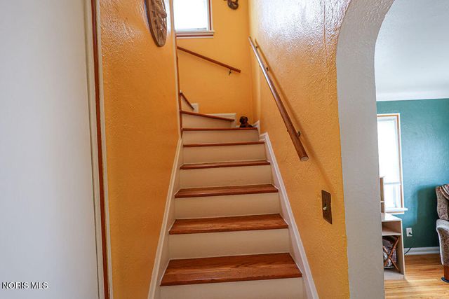 2477 Eastmoreland Drive, Oregon, OH 43616