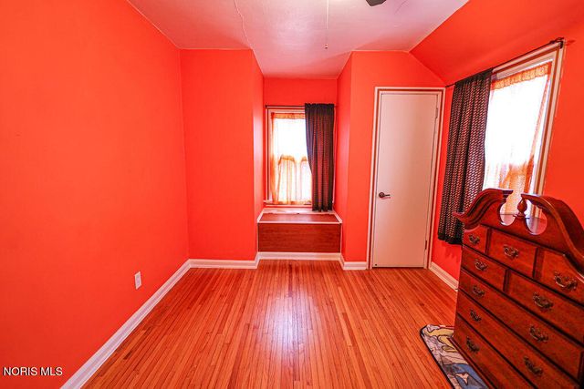 2477 Eastmoreland Drive, Oregon, OH 43616