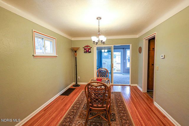 2477 Eastmoreland Drive, Oregon, OH 43616