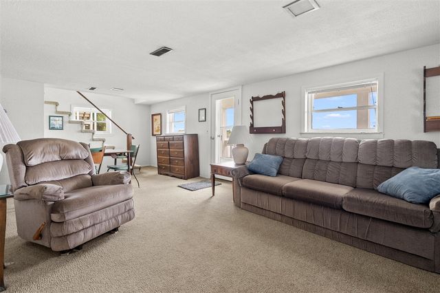 14895 N Barton Lake Drive, Vicksburg, MI 49097