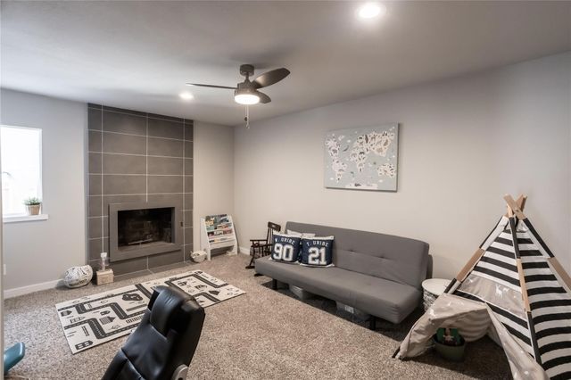 5152 N Colony Boulevard, The Colony, TX 75056