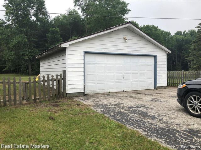 4265 Pine Grove Avenue, Fort Gratiot, MI 48059