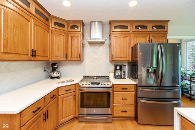 100 Torrey Pine Drive, Brownsburg, IN 46112