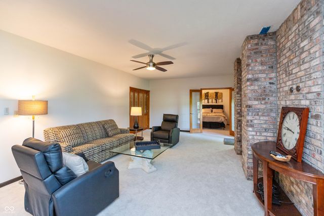 100 Torrey Pine Drive, Brownsburg, IN 46112