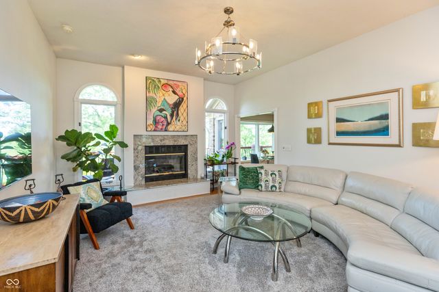 100 Torrey Pine Drive, Brownsburg, IN 46112