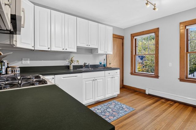 1540 Centre St 2, Boston, MA 02131