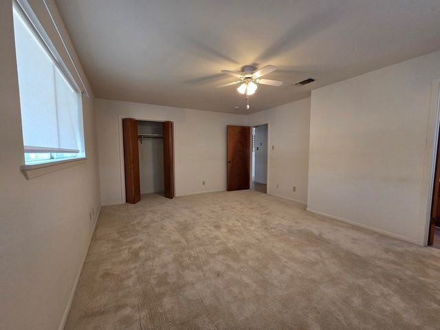 704 Arrow Lane, Kerrville, TX 78028