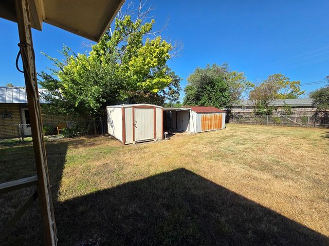 704 Arrow Lane, Kerrville, TX 78028