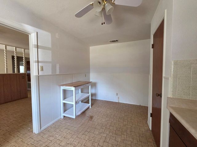 704 Arrow Lane, Kerrville, TX 78028