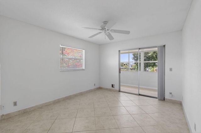 228 Brittany E, Delray Beach, FL 33446