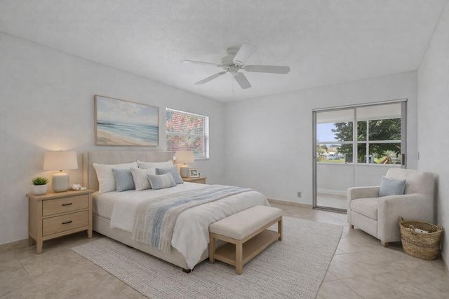 228 Brittany E, Delray Beach, FL 33446