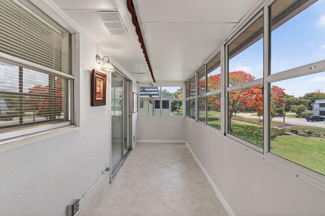 228 Brittany E, Delray Beach, FL 33446