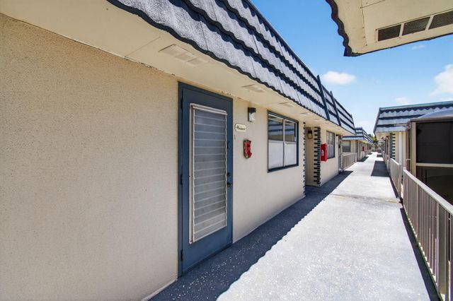 228 Brittany E, Delray Beach, FL 33446