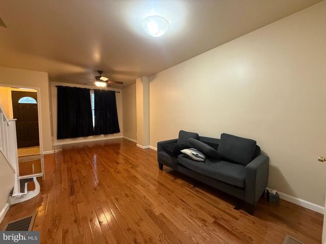 342 GLADSTONE ST, Philadelphia, PA 19148