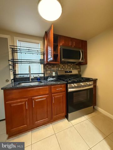 342 GLADSTONE ST, Philadelphia, PA 19148