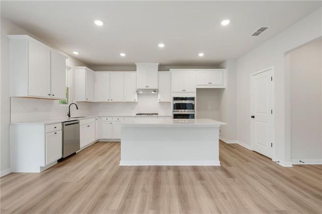 132 Serenade Creek Road, Mcdonough, GA 30252