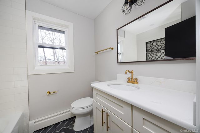 91 Creamery Drive, New Windsor, NY 12553