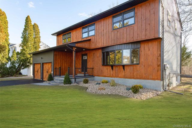 91 Creamery Drive, New Windsor, NY 12553