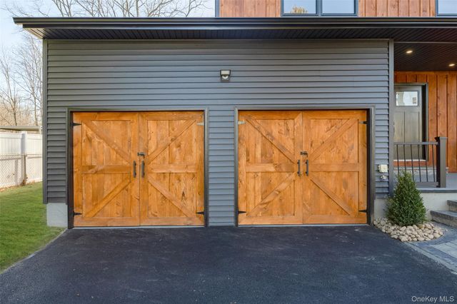 91 Creamery Drive, New Windsor, NY 12553