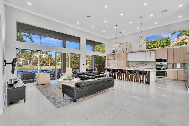 6485 NW 32nd Way, Boca Raton, FL 33496