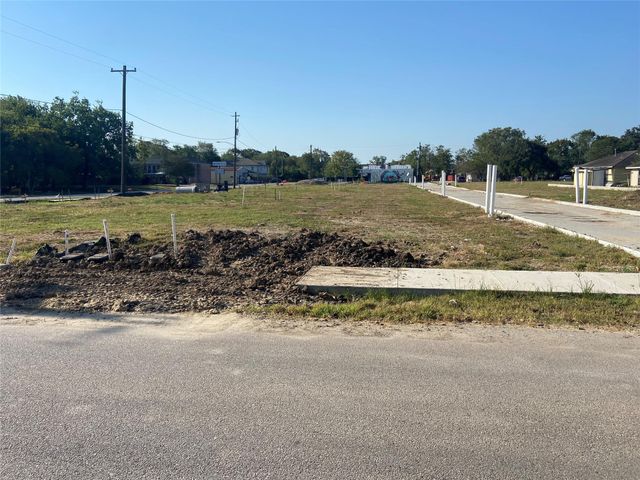 6634 New York Street, Houston, TX 77021