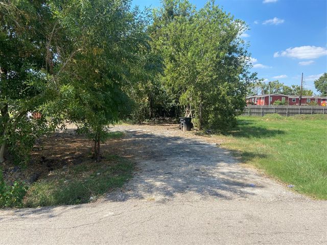 6634 New York Street, Houston, TX 77021