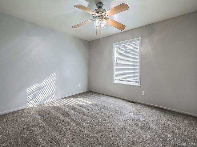 272 Martin Luther King Jr Boulevard S, Pontiac, MI 48342