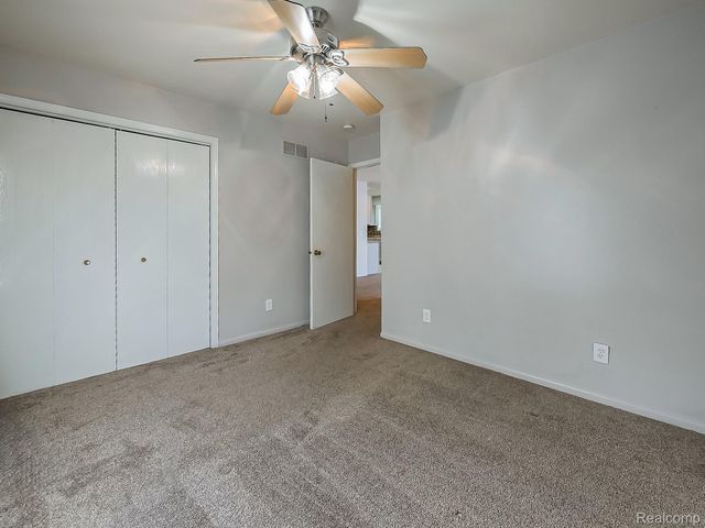 272 Martin Luther King Jr Boulevard S, Pontiac, MI 48342