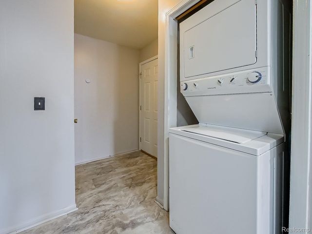 272 Martin Luther King Jr Boulevard S, Pontiac, MI 48342