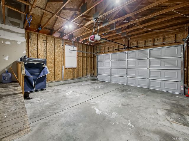 272 Martin Luther King Jr Boulevard S, Pontiac, MI 48342