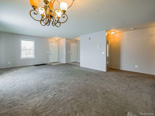 272 Martin Luther King Jr Boulevard S, Pontiac, MI 48342